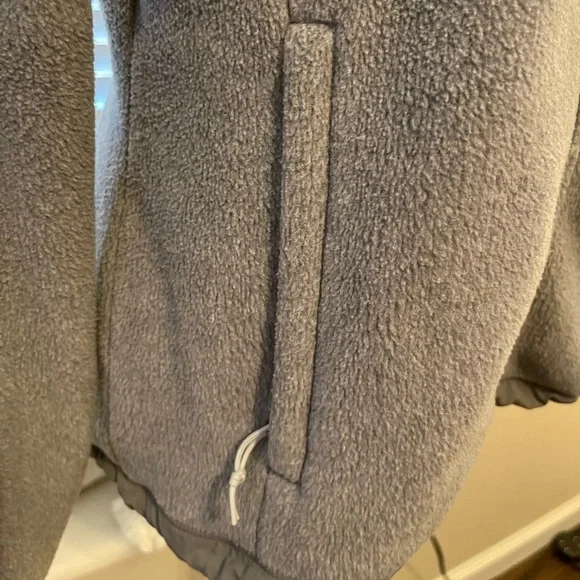 The North Face Gray Denali Fleece Jacket - Picture 8 of 14